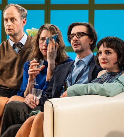 Bild zum Theaterstück Drei Mal Leben
